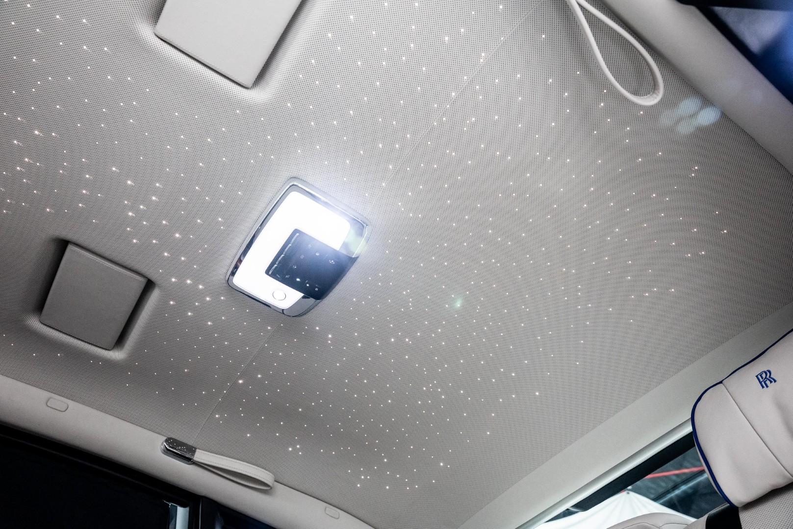 2018 ROLLS ROYCE PHANTOM LWB. BESPOKE SOUND SYSTEM. GCC